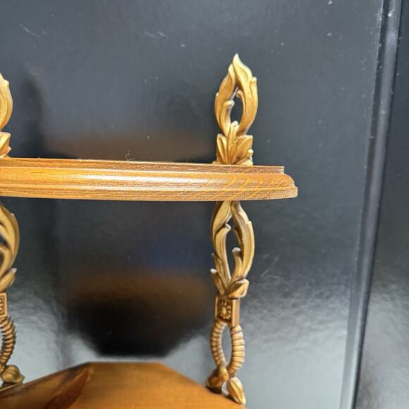 Vintage Sexton Gold Metal and Wood 3 Tier Corner Wall Shelf Trinket Display - Picture 4 of 11